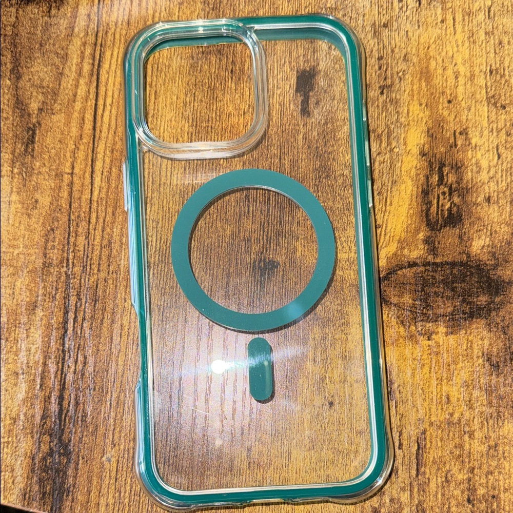iPhone 16 pro max Transparent green Phone Case with MagSafe Compatibility
